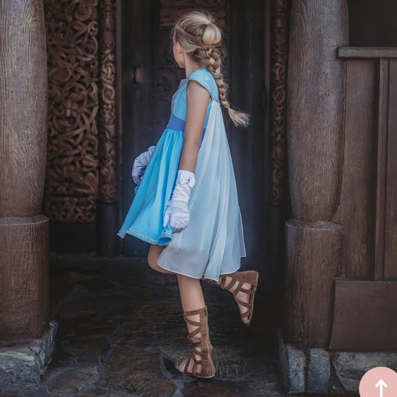 Only Little Once Elsa Dress and Cape Sz 8 - Picture 2 of 16